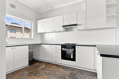 Apartment / Flat For Rent in Plumstead, Cape Town